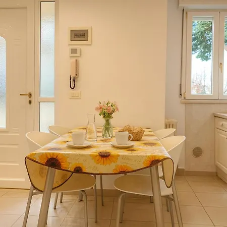 Accogliente Bilocale Nel Cuore Di Riccione Riccione