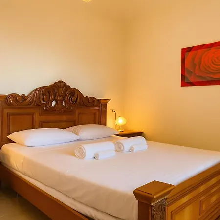 Accogliente Bilocale Nel Cuore Di Riccione *